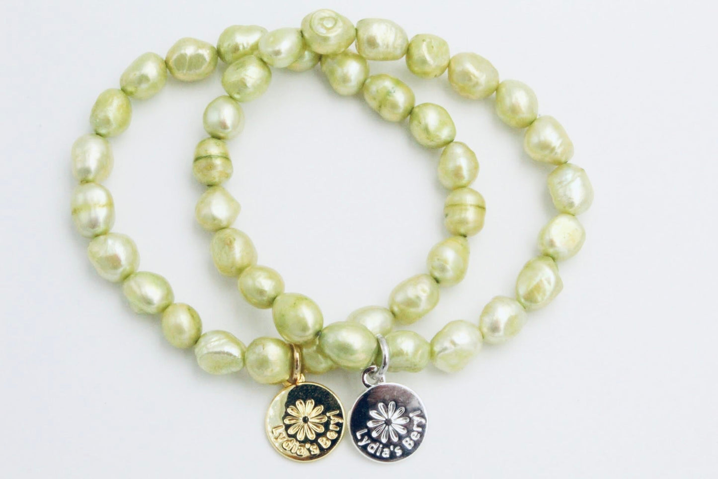 Peridot color Freshwater Pearl Bracelet