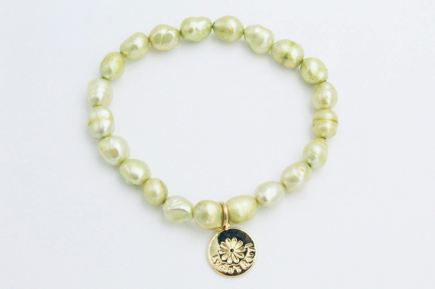 Peridot color Freshwater Pearl Bracelet